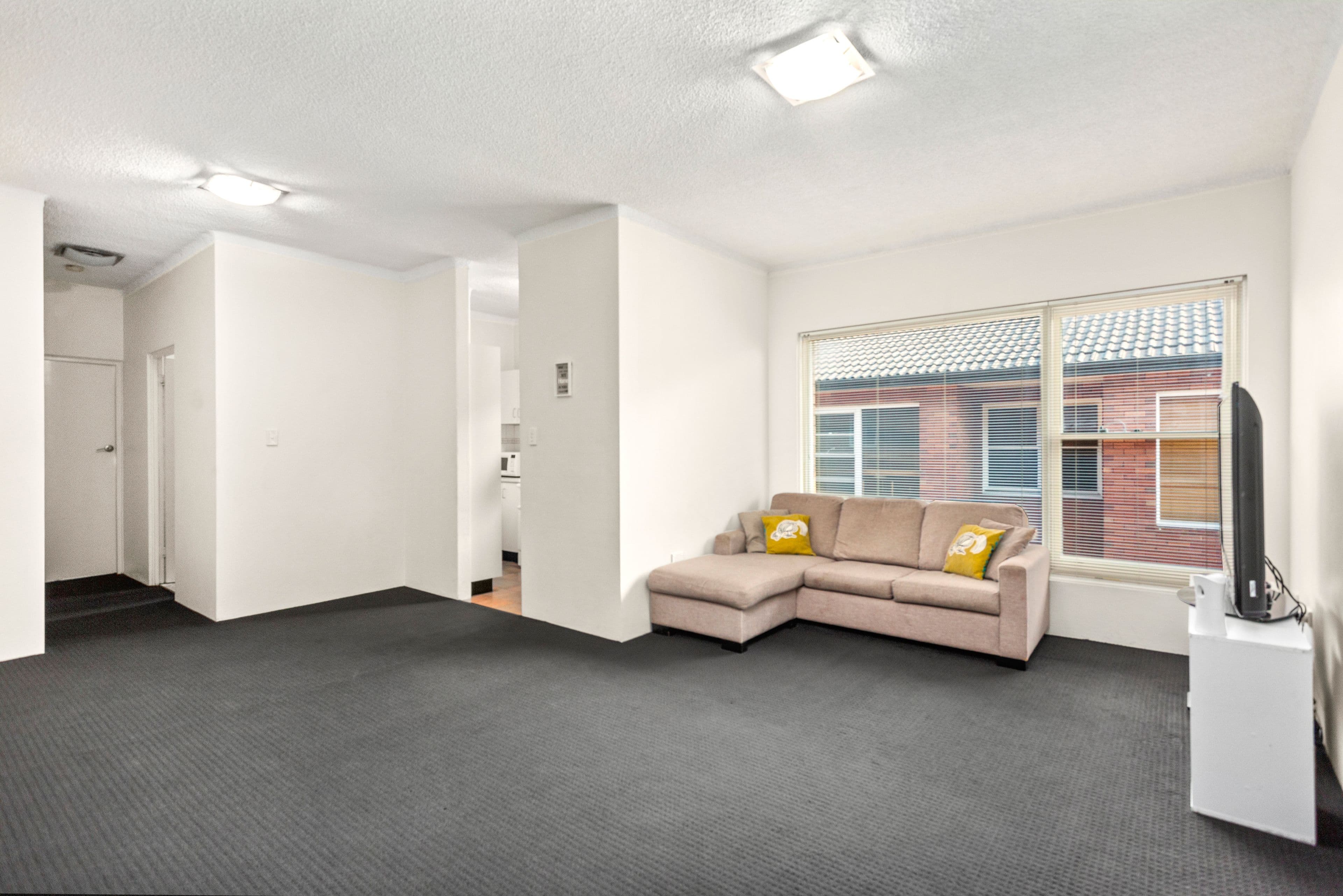 28 Crawford Road, BRIGHTON-LE-SANDS NSW 2216, Brighton-Le-Sands - Thumbnail 2