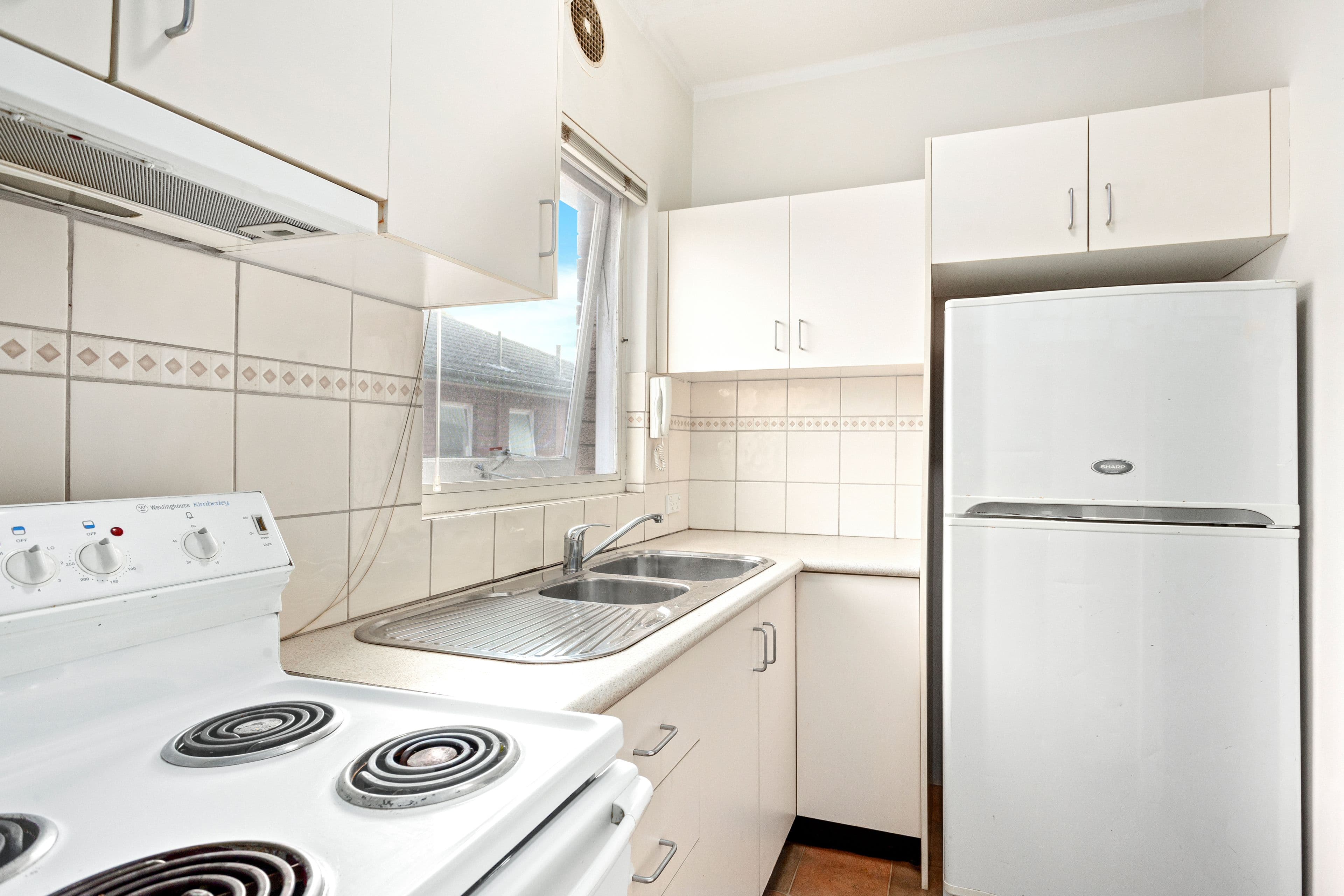 28 Crawford Road, BRIGHTON-LE-SANDS NSW 2216, Brighton-Le-Sands - Thumbnail 3