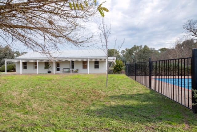 183 Grant Drive, Benalla VIC 3672, Benalla - Thumbnail 4