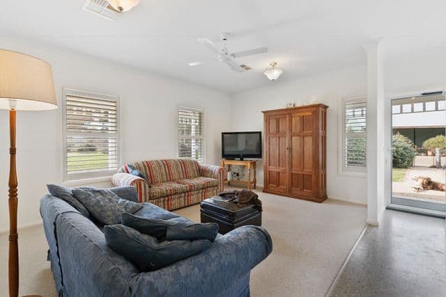 183 Grant Drive, Benalla VIC 3672, Benalla - Thumbnail 8