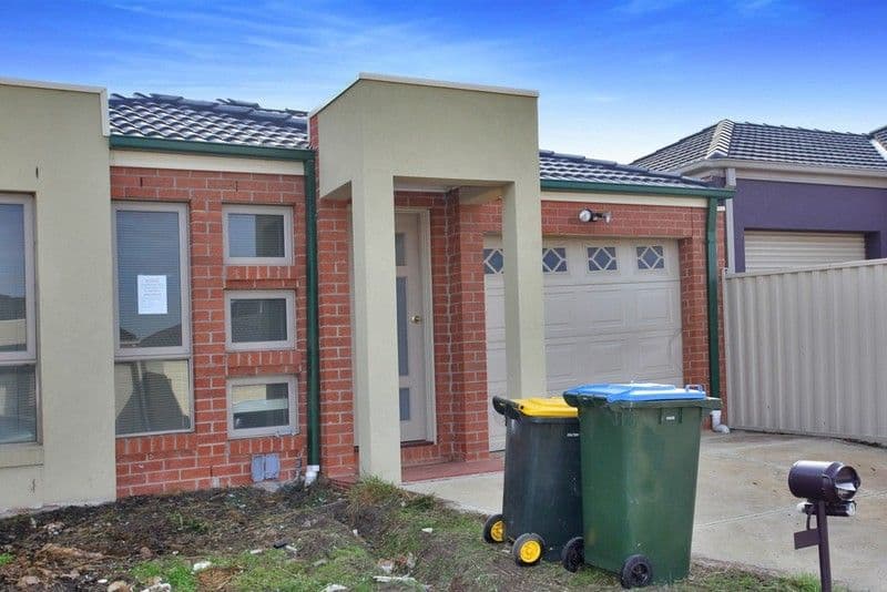 14 Vanderbilt Drive,, TRUGANINA VIC 3029, Truganina - Thumbnail 2