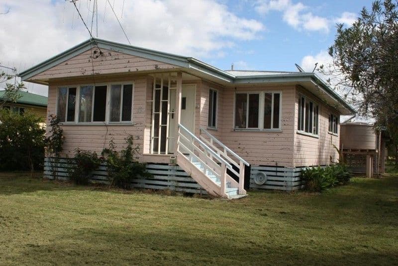22 Philip Street, MUNDUBBERA QLD 4626, Mundubbera - Image 1