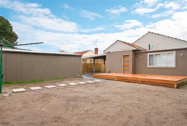 10 North Crescent, HEIDELBERG WEST VIC 3081, Heidelberg West - Thumbnail 7
