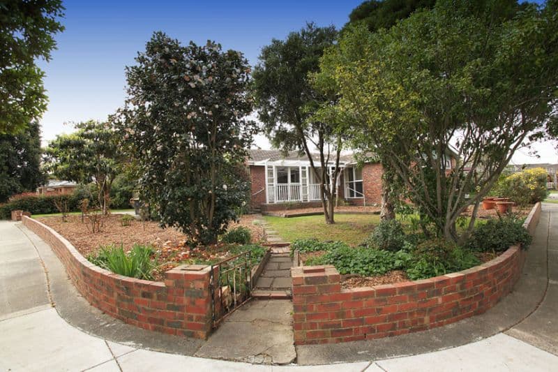 8 Hunsford Avenue, NOTTING HILL VIC 3168, Notting Hill - Image 1