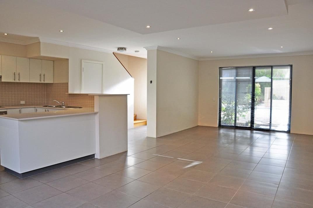 18-20 Lake Street, ROCKINGHAM WA 6168, Rockingham - Thumbnail 5