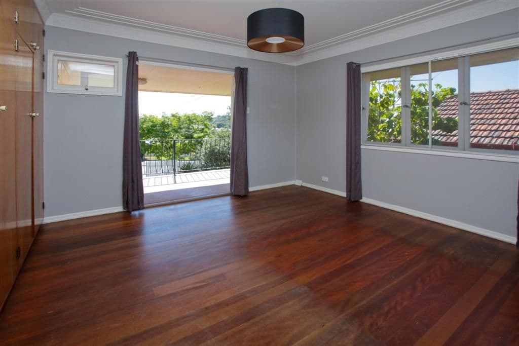 105 Esher Street, HOLLAND PARK WEST QLD 4121, Holland Park West - Thumbnail 6