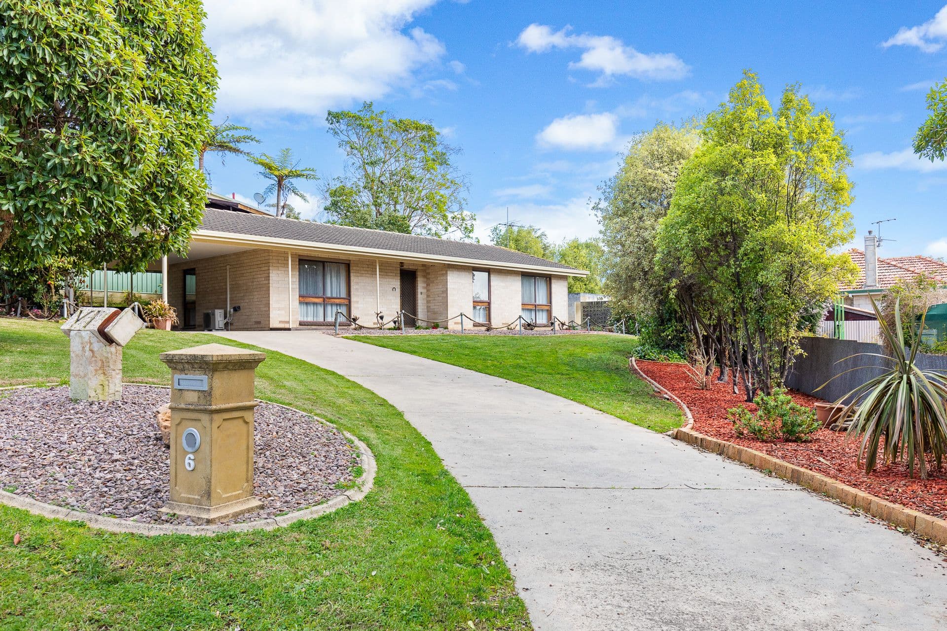 6 Kalimna Crescent, Mount Gambier SA 5290, Mount Gambier - Image 1