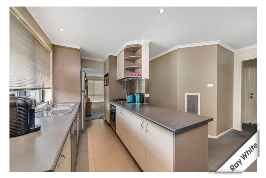 15 Oxenham Circuit, Gordon ACT 2906, Gordon - Thumbnail 6