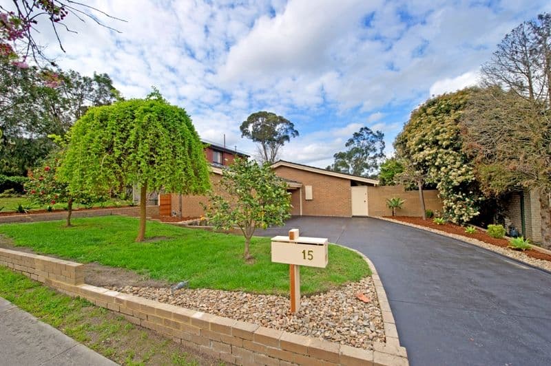 15 Polaris Drive, DONCASTER EAST VIC 3109, Doncaster East - Thumbnail 2