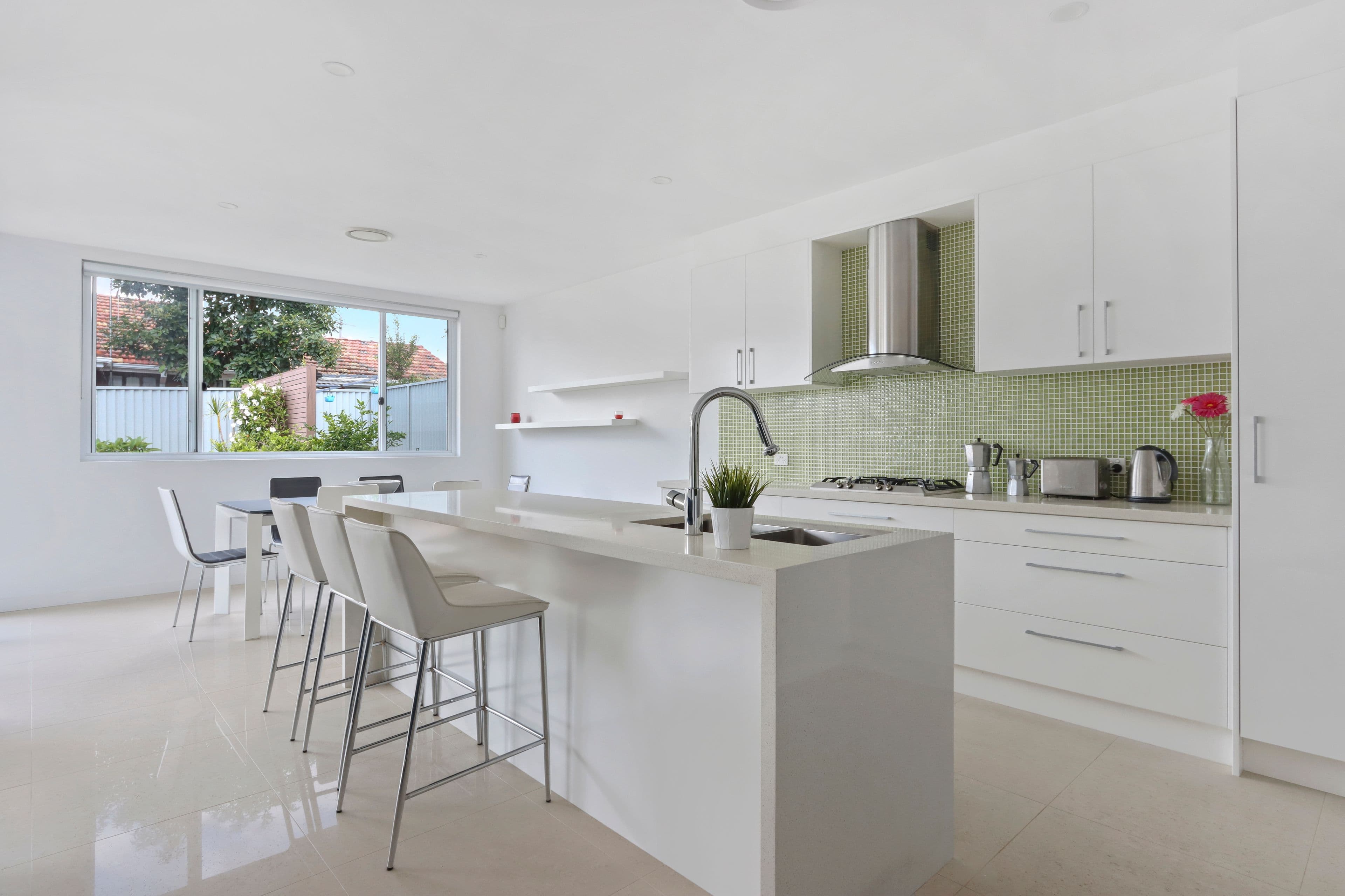 4 Warwick Street, Sylvania NSW 2224, Sylvania - Thumbnail 3