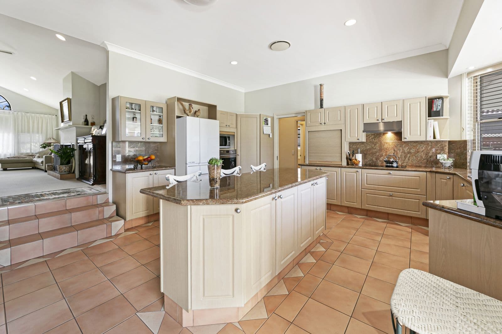 24 Canada Place, Arundel QLD 4214, Arundel - Thumbnail 6