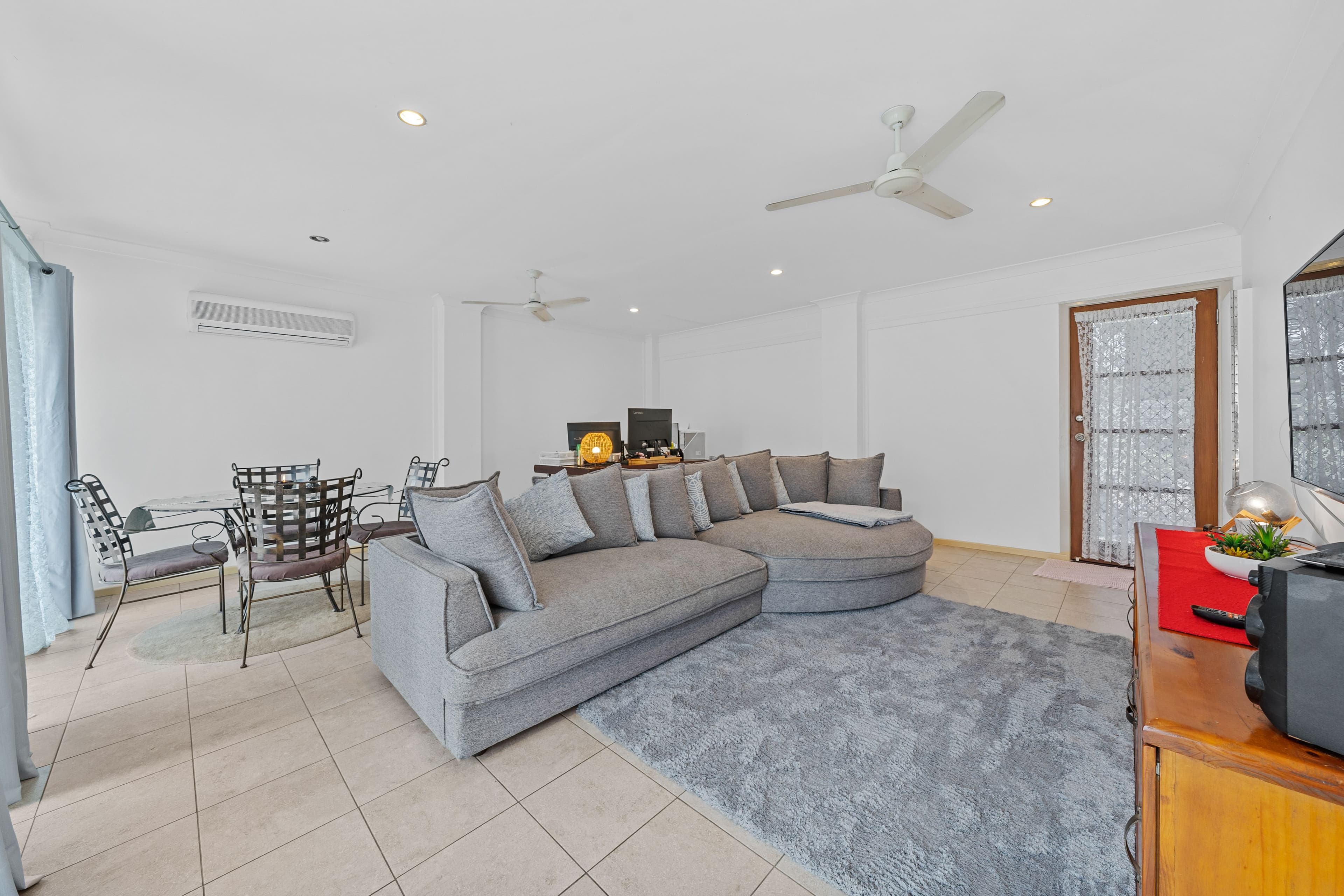 77 Evergreen Avenue, Waterford West QLD 4133, Waterford West - Thumbnail 3