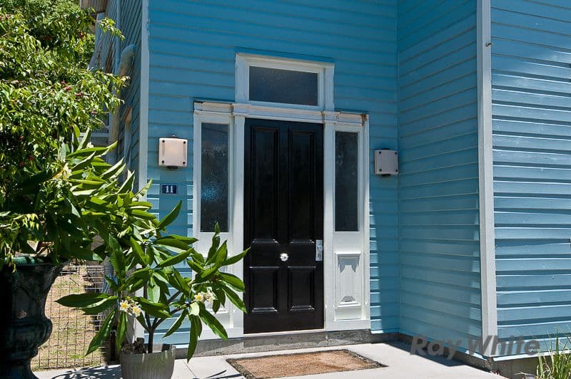 11 Uxbridge Street, GRANGE QLD 4051, Grange - Thumbnail 2