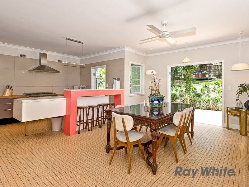 11 Uxbridge Street, GRANGE QLD 4051, Grange - Thumbnail 7