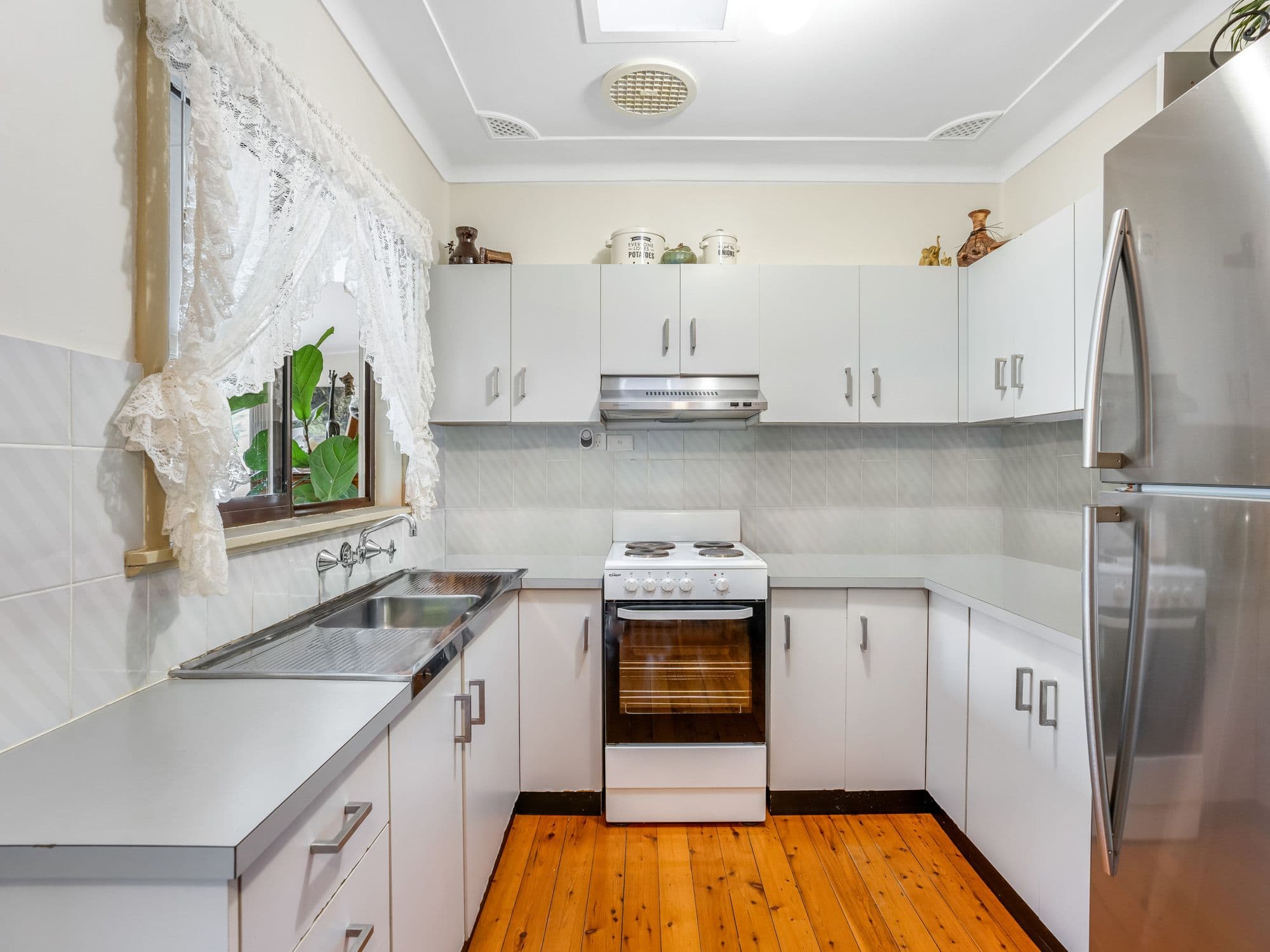 2 Leppington Street, Wyong NSW 2259, Wyong - Thumbnail 4