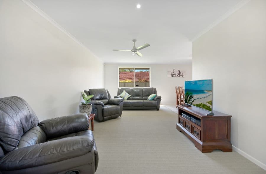 5 Brisbane Crescent, Deception Bay QLD 4508, Deception Bay - Thumbnail 2