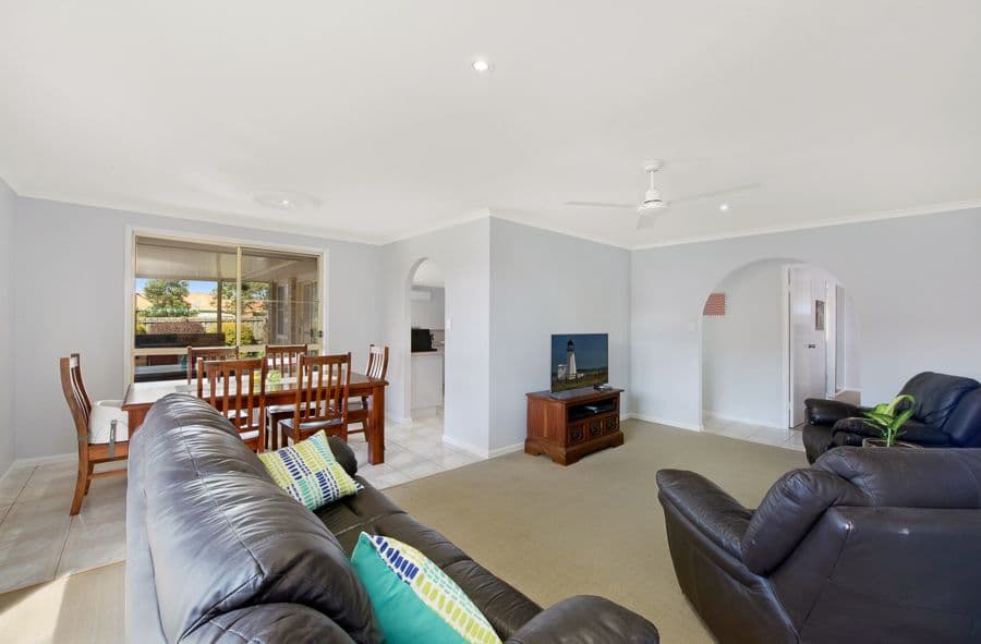 5 Brisbane Crescent, Deception Bay QLD 4508, Deception Bay - Thumbnail 3