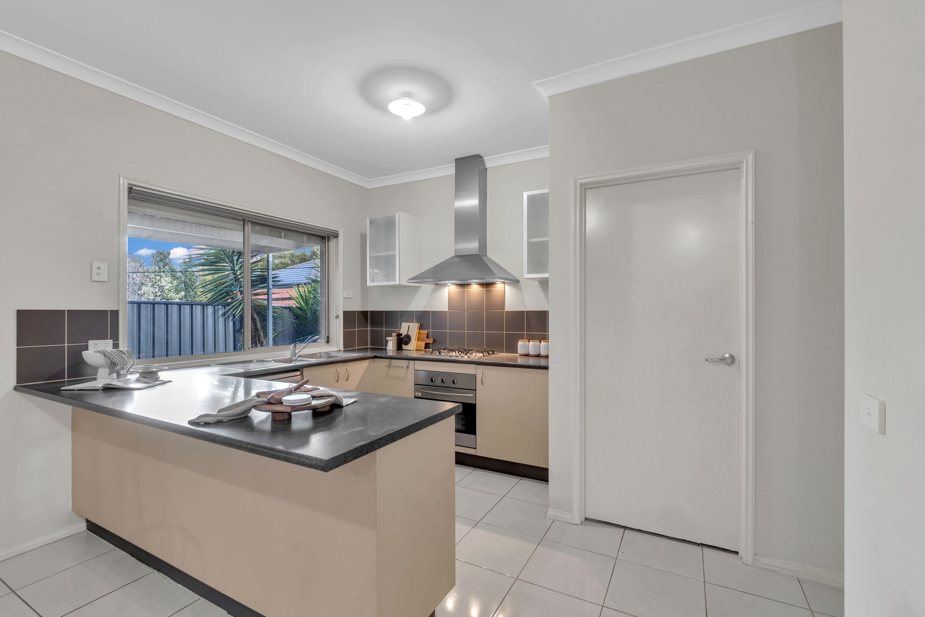 10 Cheltenham Close, Craigieburn VIC 3064, Craigieburn - Thumbnail 8