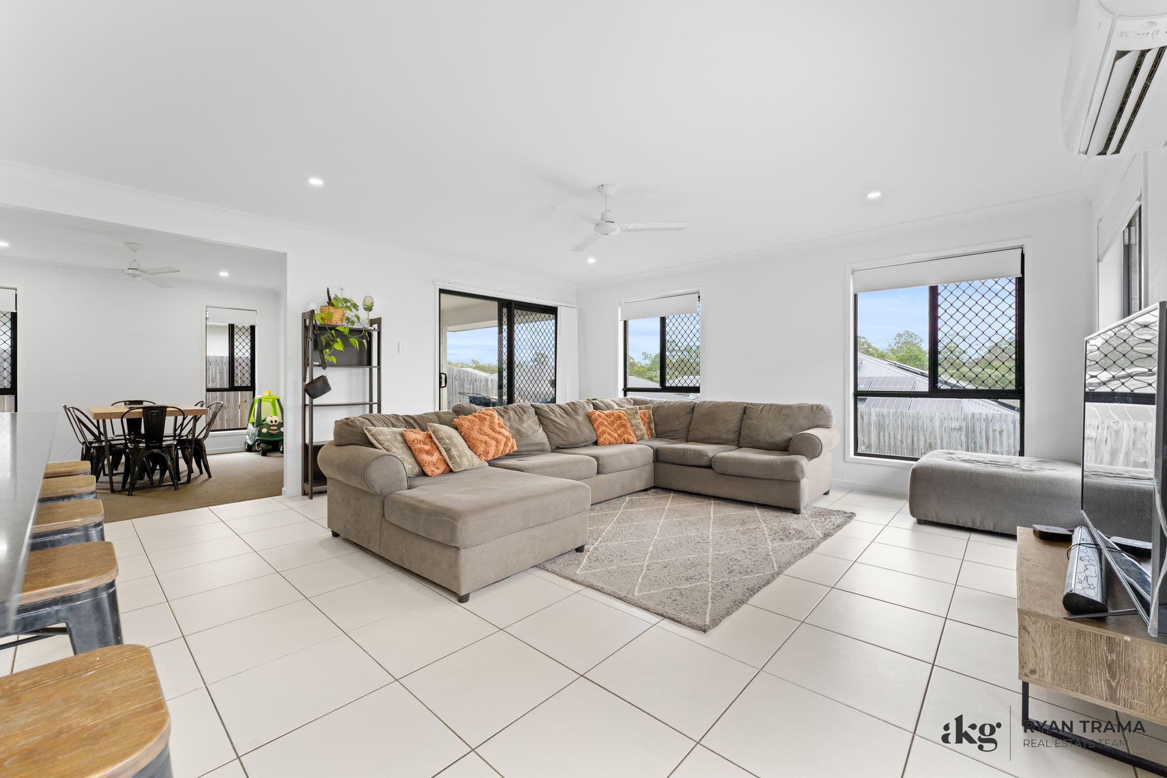 31 Ryrie Court, Park Ridge QLD 4125, Park Ridge - Thumbnail 6