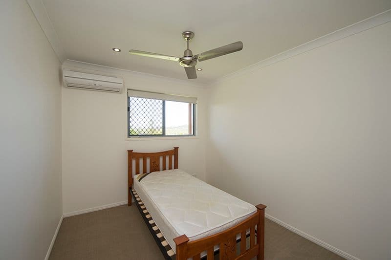 18 Cockatoo Drive, NEW AUCKLAND QLD 4680, New Auckland - Thumbnail 6