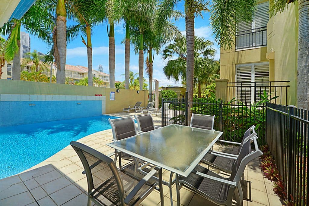 8 Parnoo Street, Chevron Island QLD 4217, Chevron Island - Image 1