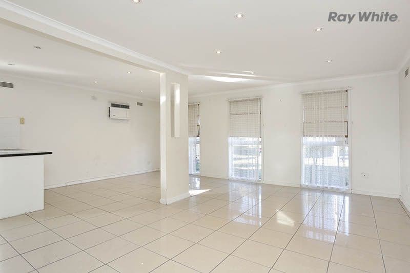 50 Powlett Street, Altona Meadows VIC 3028, Altona Meadows - Thumbnail 3