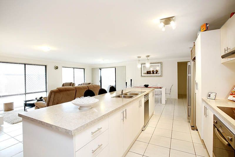 10 Tropical Drive, FOREST LAKE QLD 4078, Forest Lake - Thumbnail 6