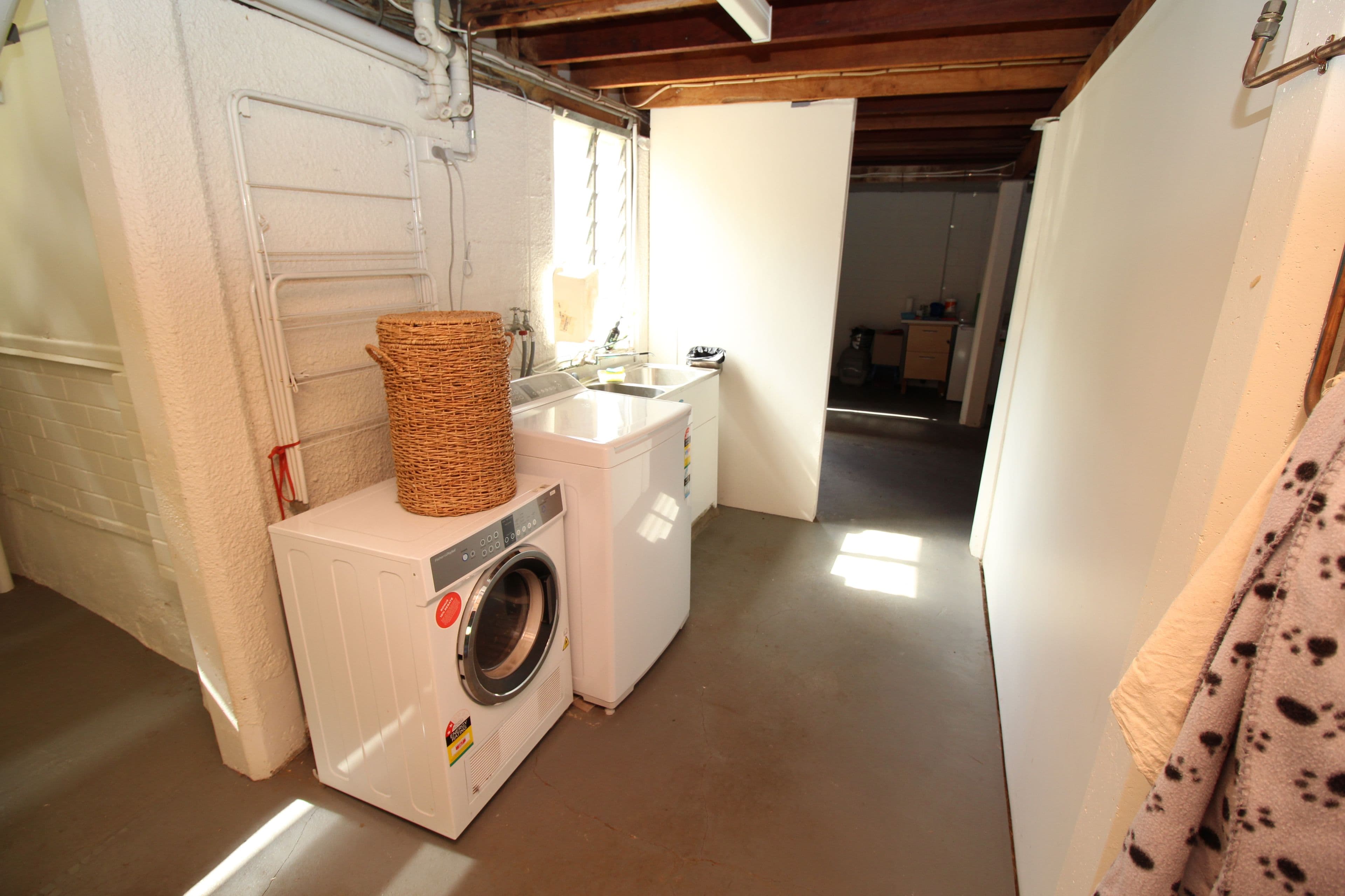 14 Dandaloo Street, The Gap QLD 4061, The Gap - Thumbnail 7