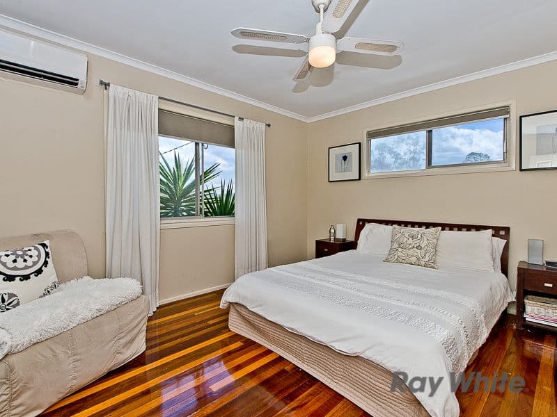 1 Lobelia Court, Everton Hills QLD 4053, Everton Hills - Thumbnail 4
