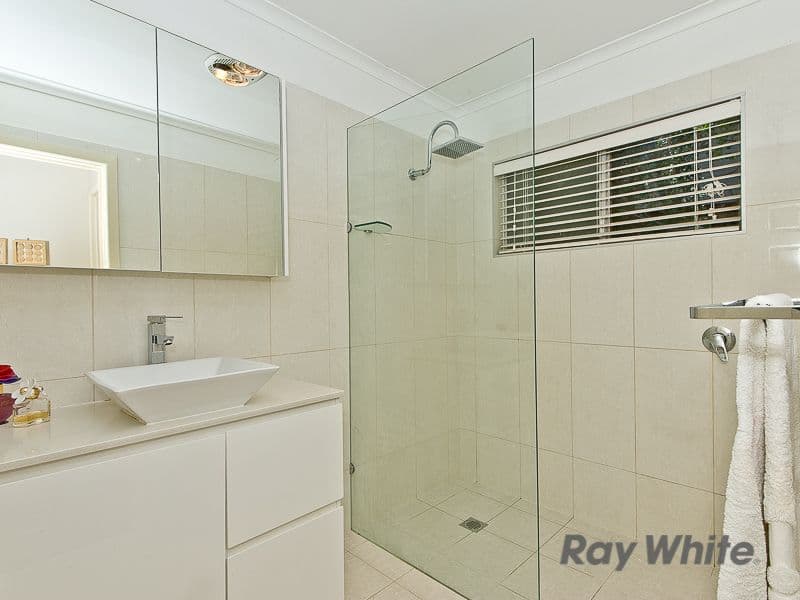 1 Lobelia Court, Everton Hills QLD 4053, Everton Hills - Thumbnail 6