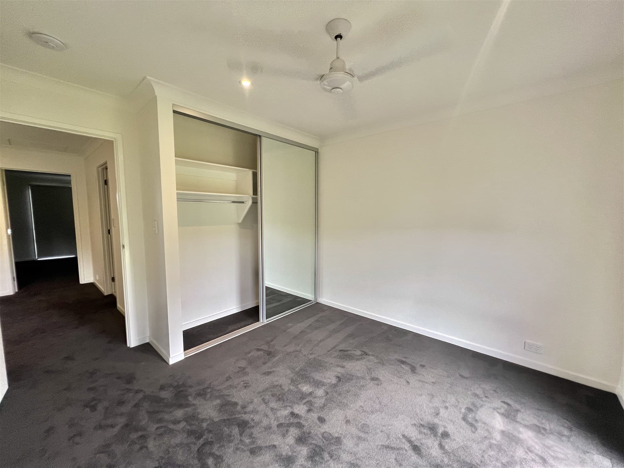LOGANLEA, QLD, Loganlea - Thumbnail 6