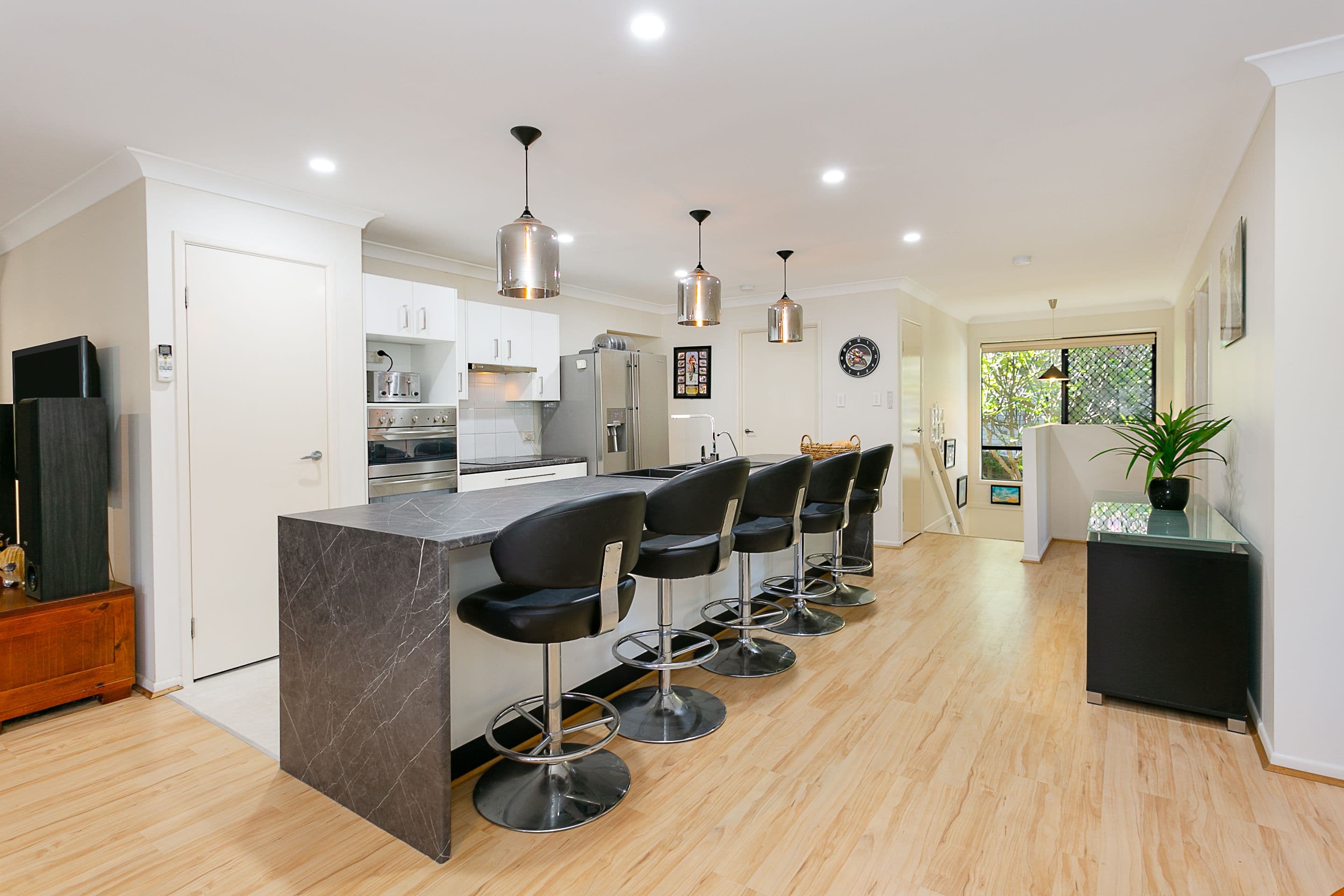 13 Redgum Court, Bellbird Park QLD 4300, Bellbird Park - Thumbnail 2