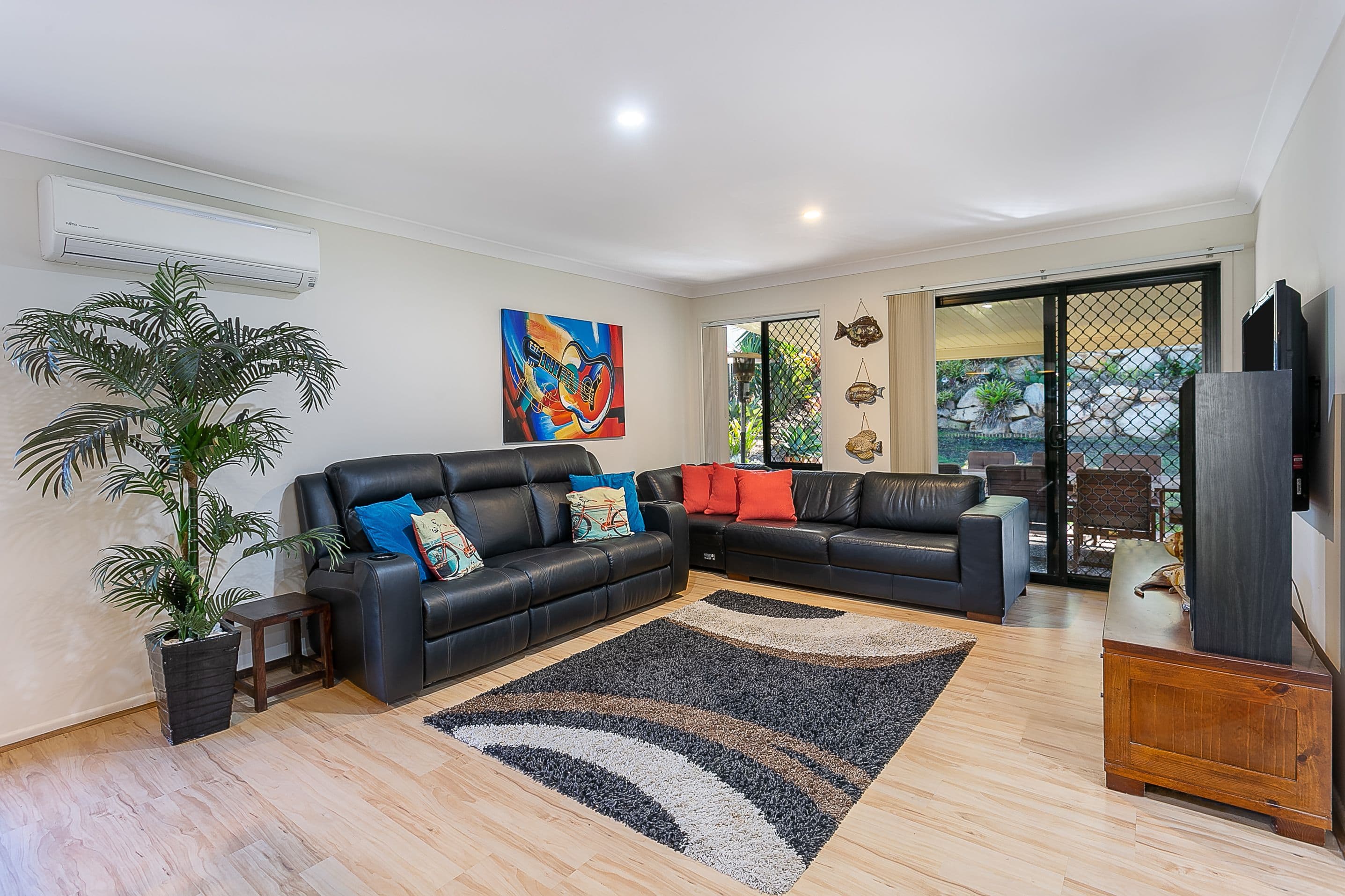 13 Redgum Court, Bellbird Park QLD 4300, Bellbird Park - Thumbnail 3