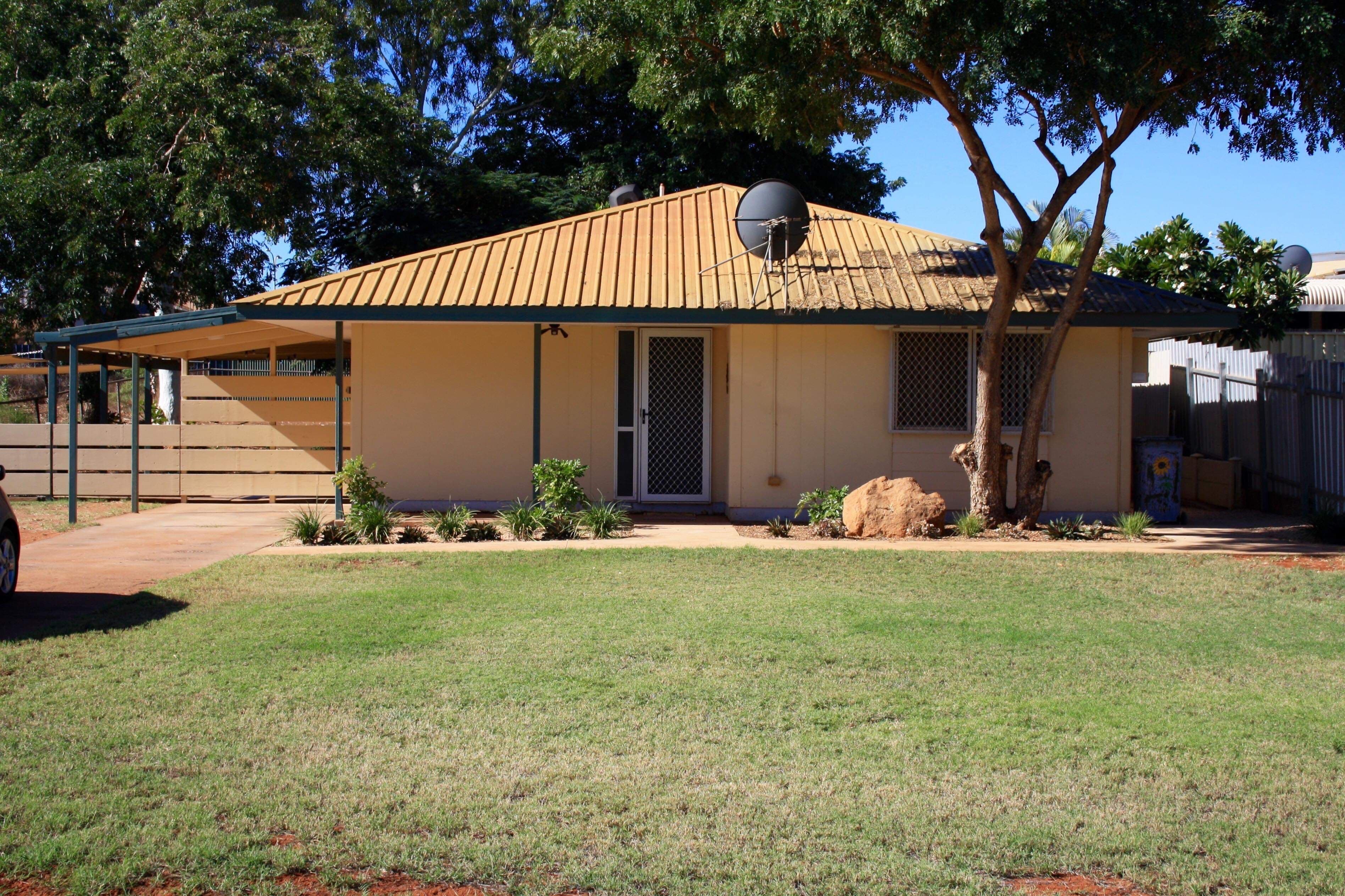 24 Third Avenue, Onslow WA 6710, Onslow - Image 1