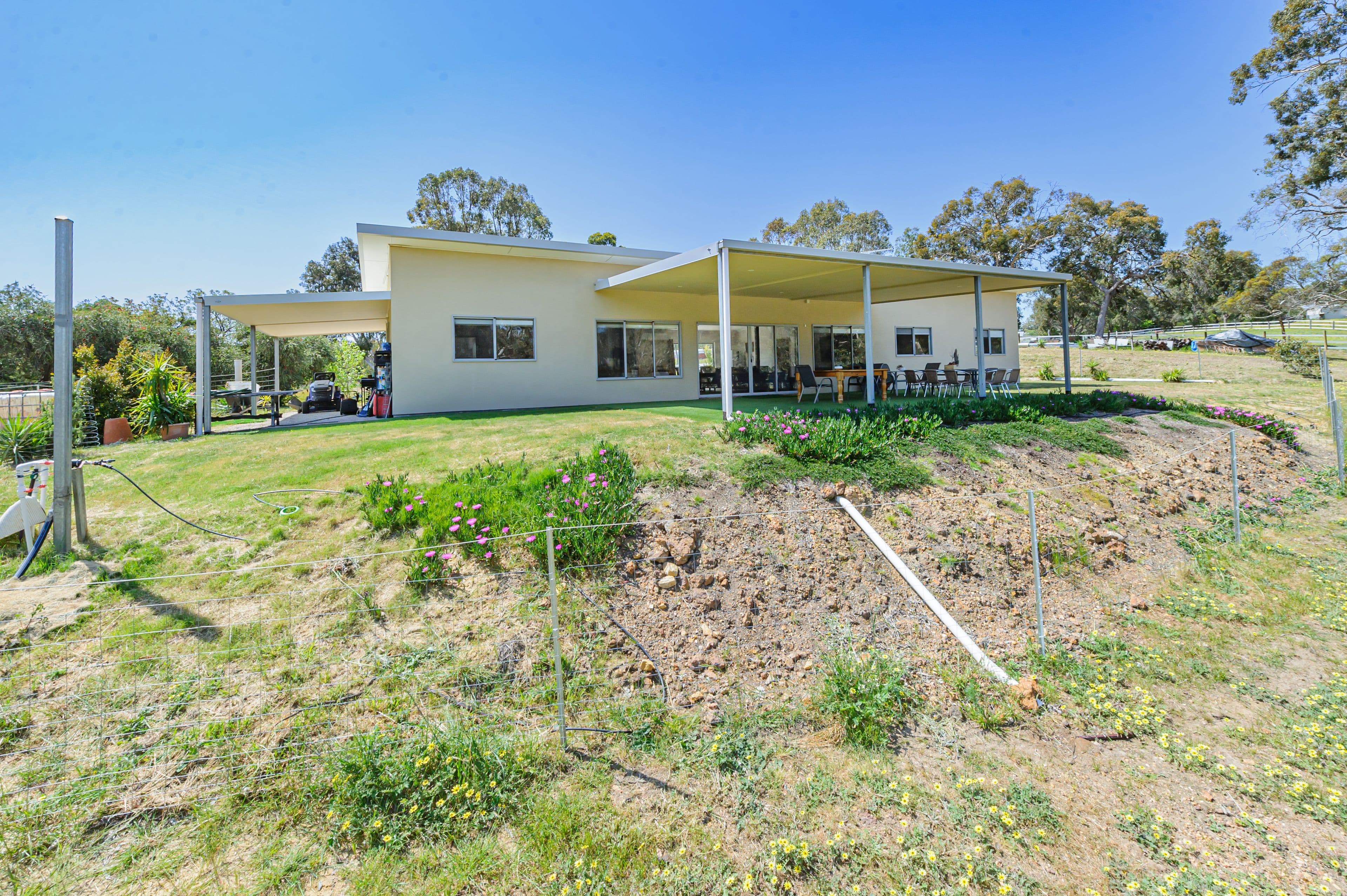 224 Smith Road, Bullsbrook WA 6084, Bullsbrook - Thumbnail 2
