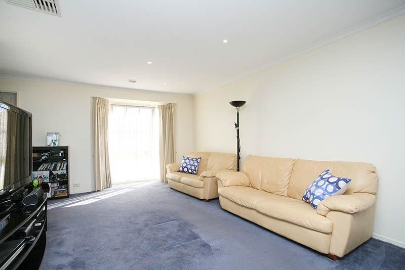 7 Manna Gum Walk, SOUTH MORANG VIC 3752, South Morang - Thumbnail 4
