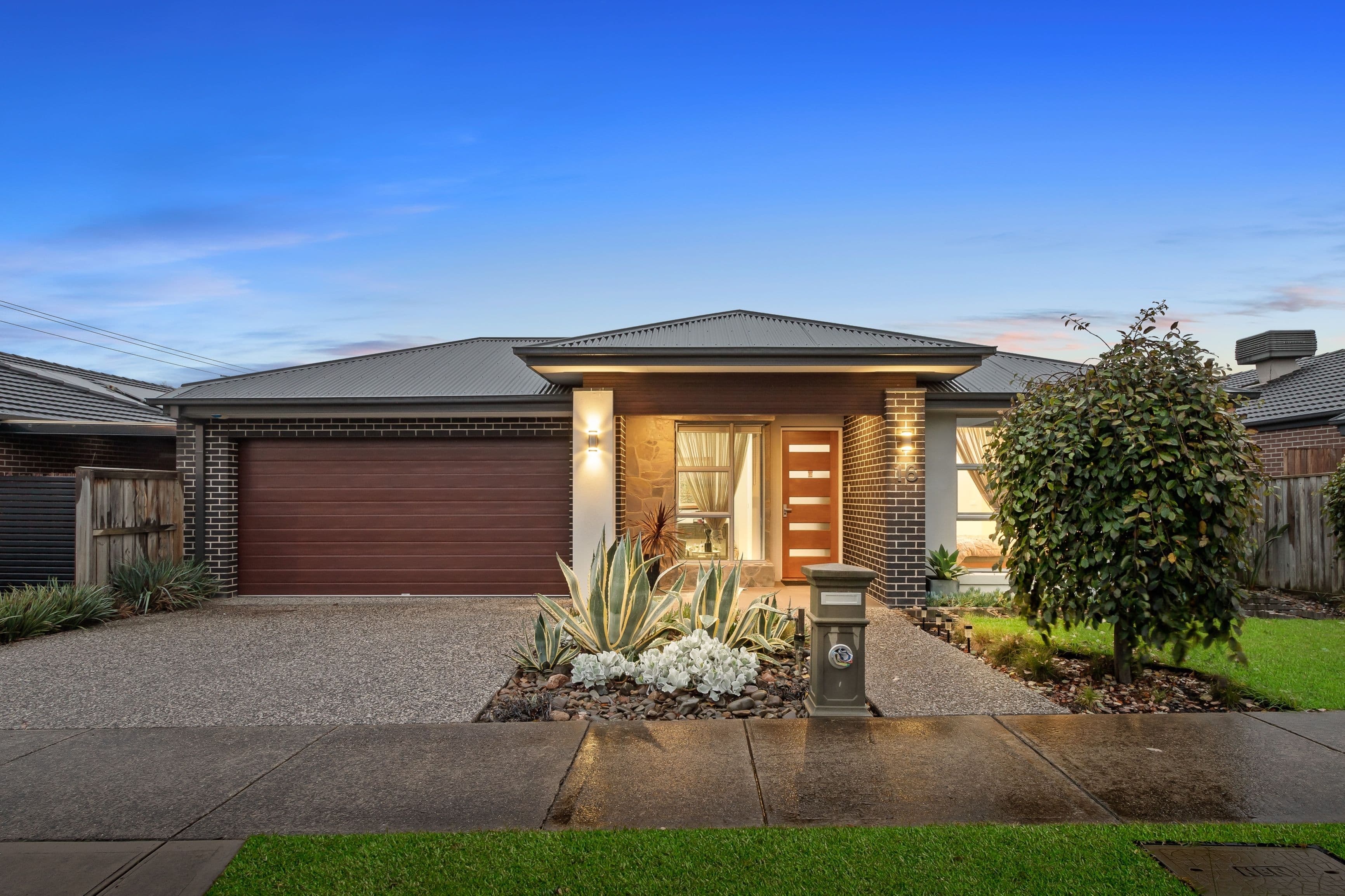 16 Dunraven Crescent, Doreen VIC 3754, Doreen - Image 1