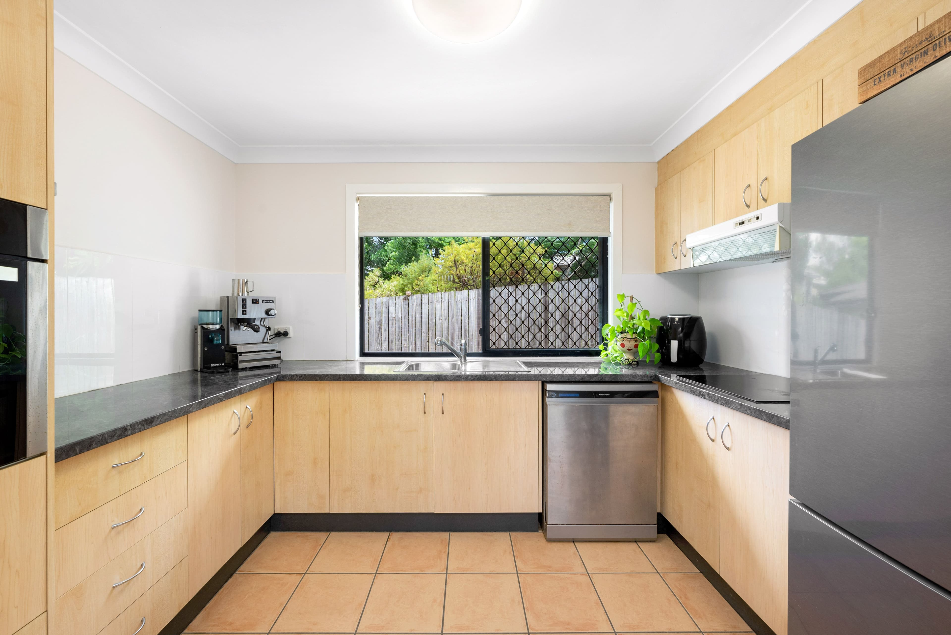 97 Cambridge Street, Carina Heights QLD 4152, Carina Heights - Thumbnail 5