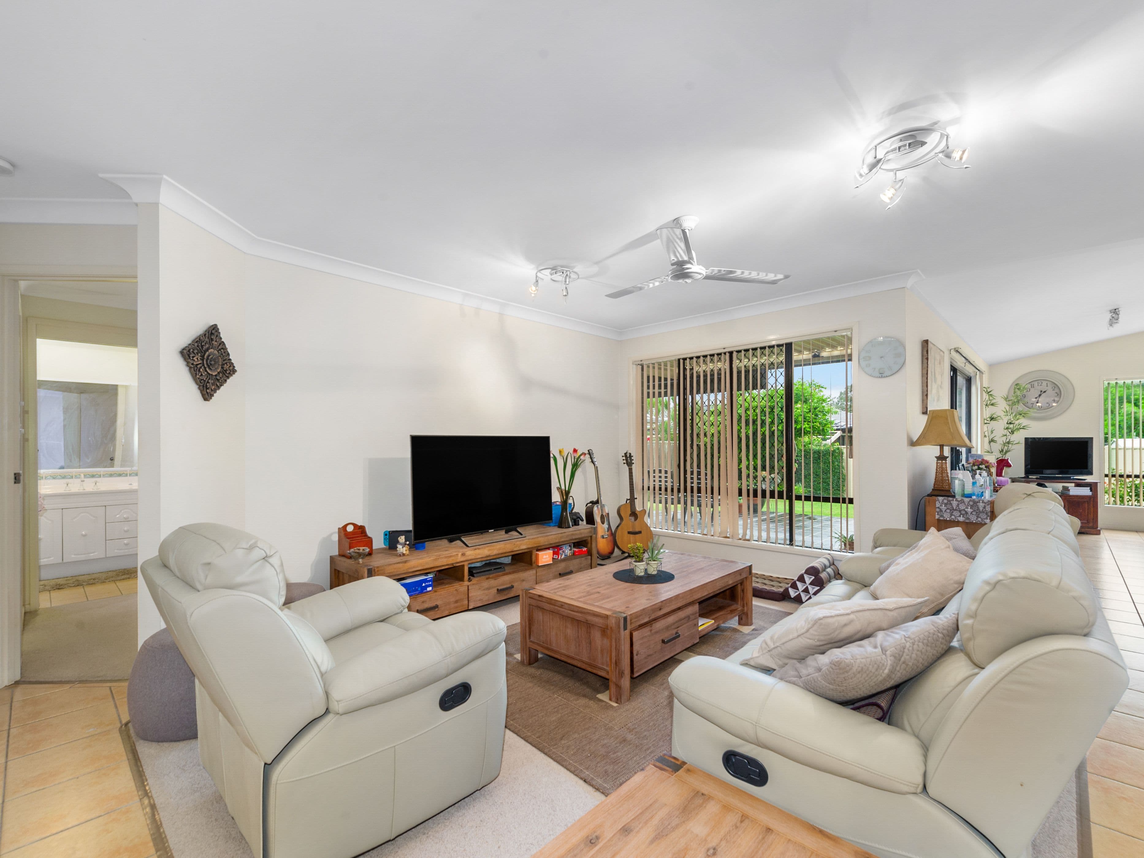 5 Woodland Close, Bracken Ridge QLD 4017, Bracken Ridge - Thumbnail 3
