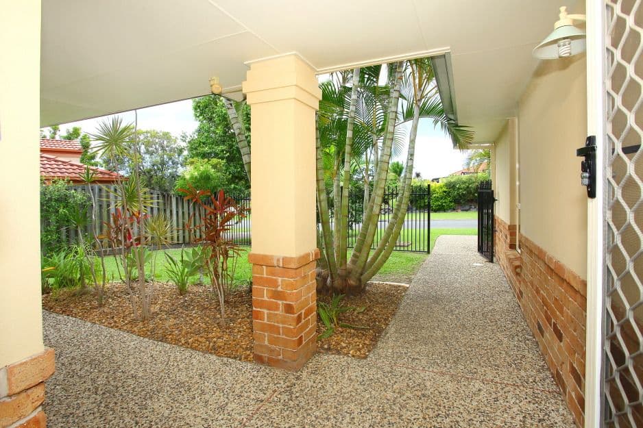 4 Lumley Street, Mudgeeraba QLD 4213, Mudgeeraba - Thumbnail 4