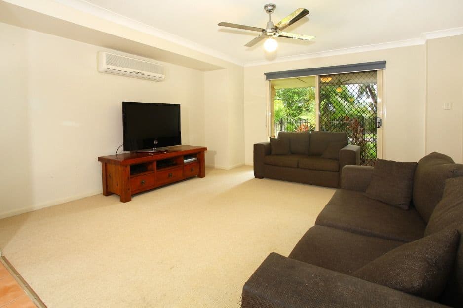 4 Lumley Street, Mudgeeraba QLD 4213, Mudgeeraba - Thumbnail 6