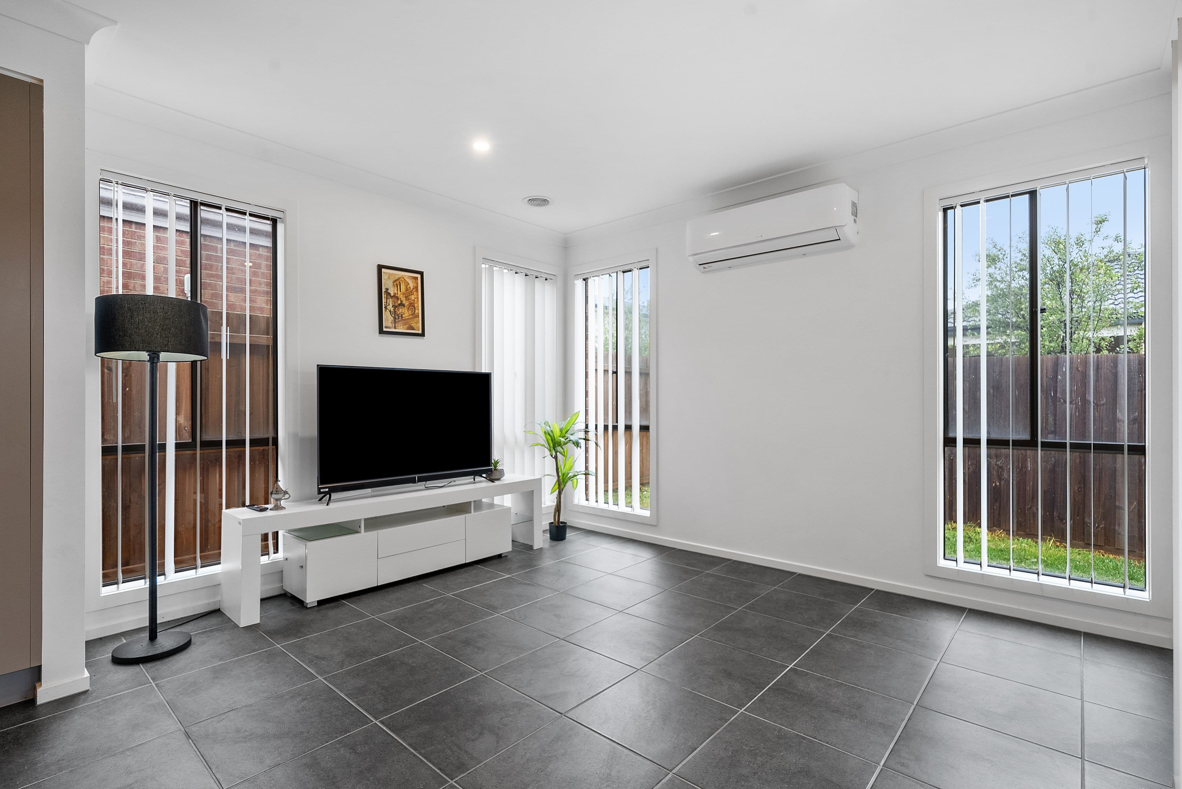 28 Marriott Boulevard, WEIR VIEWS VIC 3338, Weir Views - Thumbnail 2