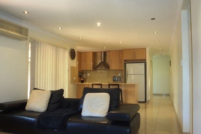 70  Burns Road, WAKELEY NSW 2176, Wakeley - Thumbnail 6