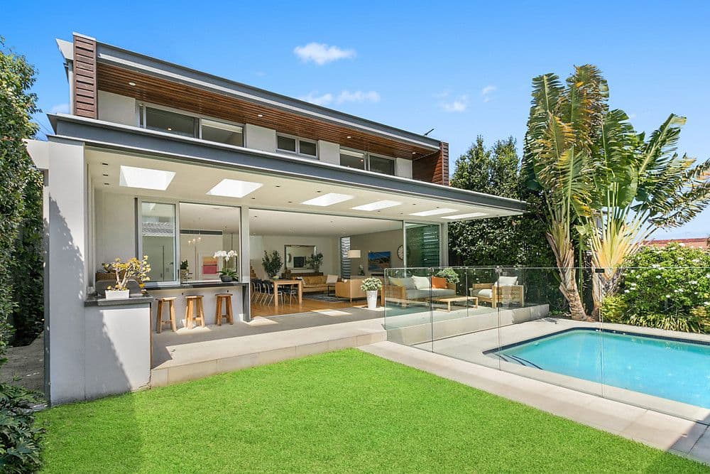 16 Hardy Street, North Bondi - Image 1
