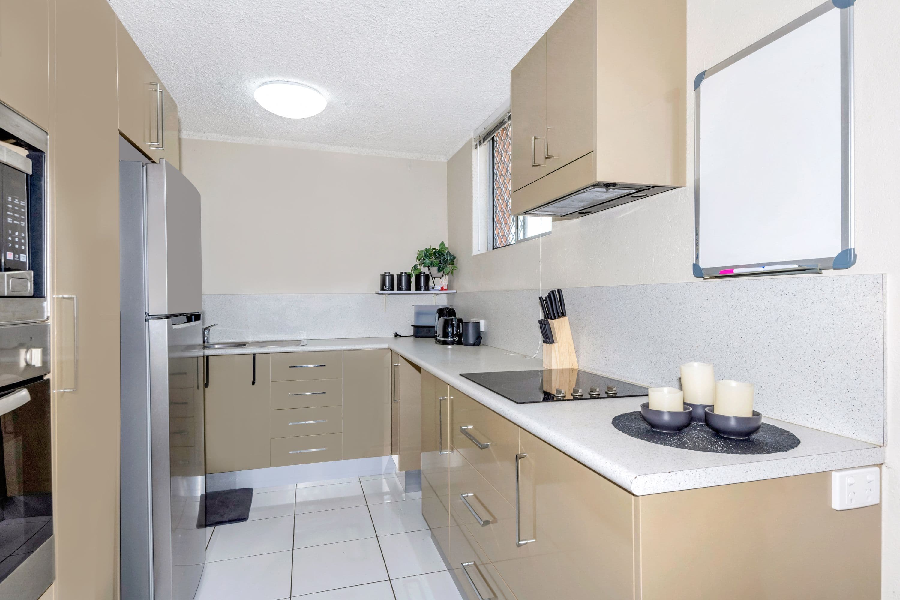 31 Surrey Street, Hyde Park QLD 4812, Hyde Park - Thumbnail 4