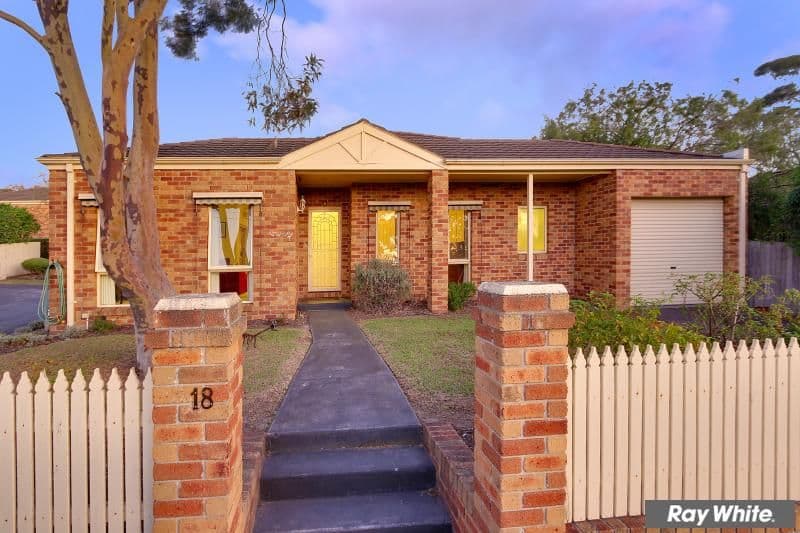 18 Nelson Street, Mornington VIC 3931, Mornington - Thumbnail 2