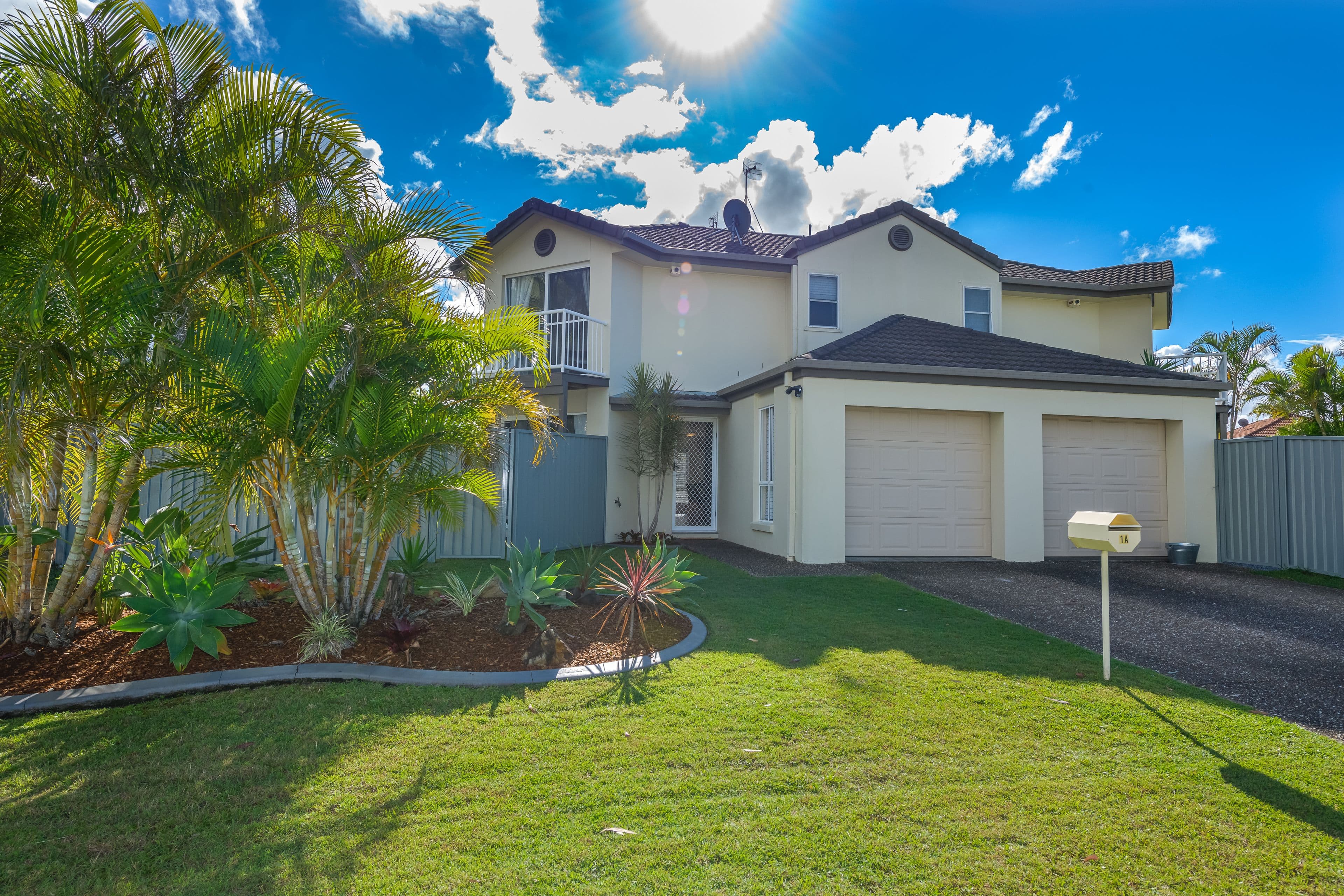 1 Joshua Close, Arundel QLD 4214, Arundel - Thumbnail 3