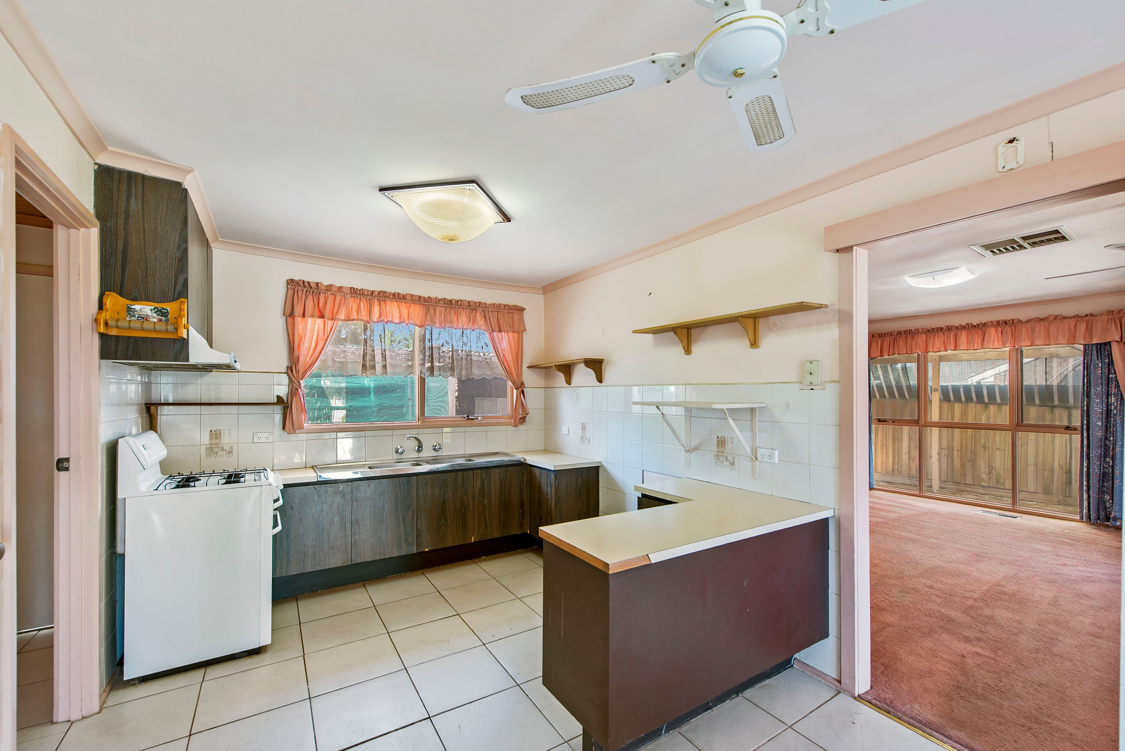 8 Dorset Place, Melton West VIC 3337, Melton West - Thumbnail 2