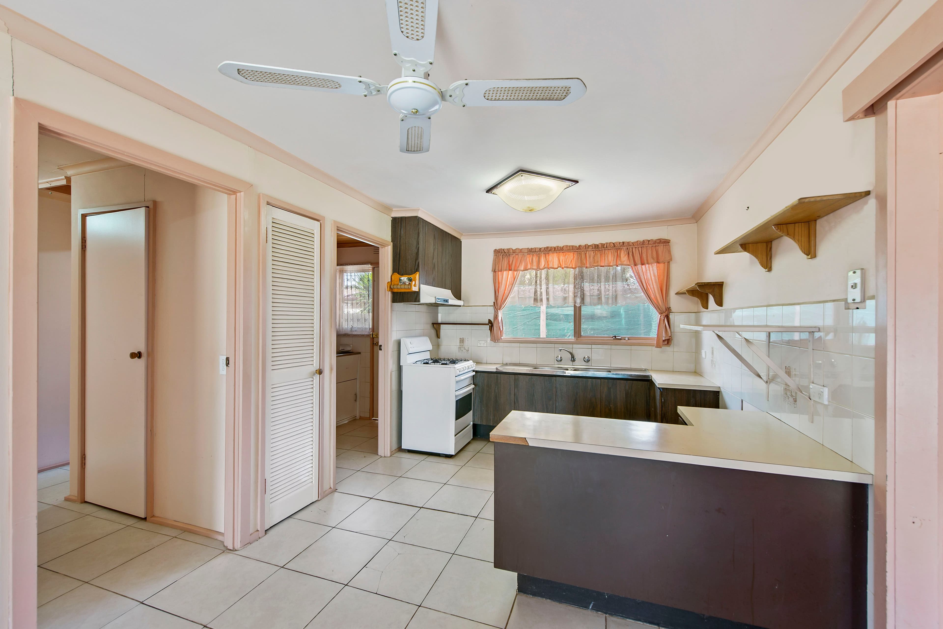 8 Dorset Place, Melton West VIC 3337, Melton West - Thumbnail 3