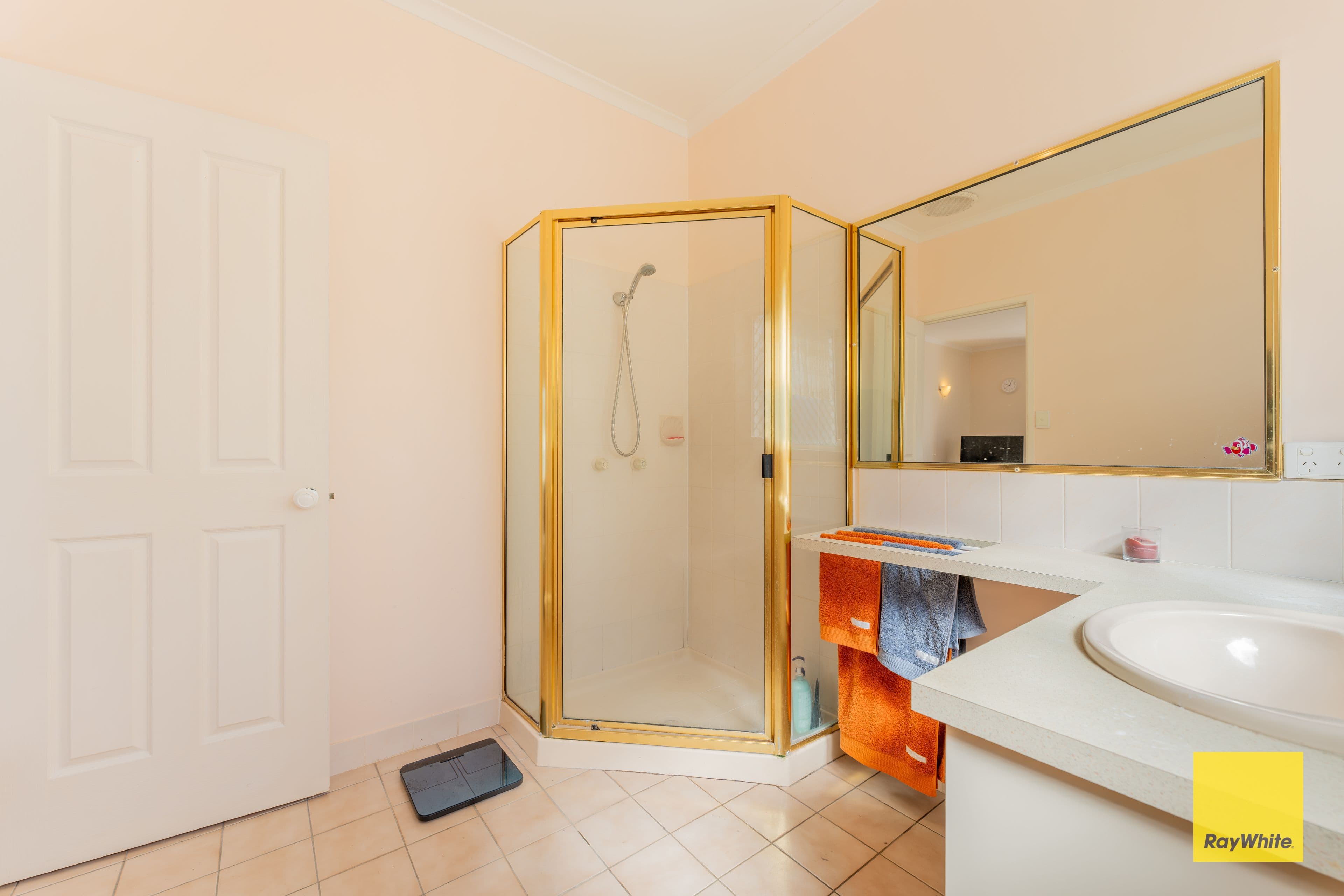 48 Barolin Esplanade, Coral Cove QLD 4670, Coral Cove - Thumbnail 4